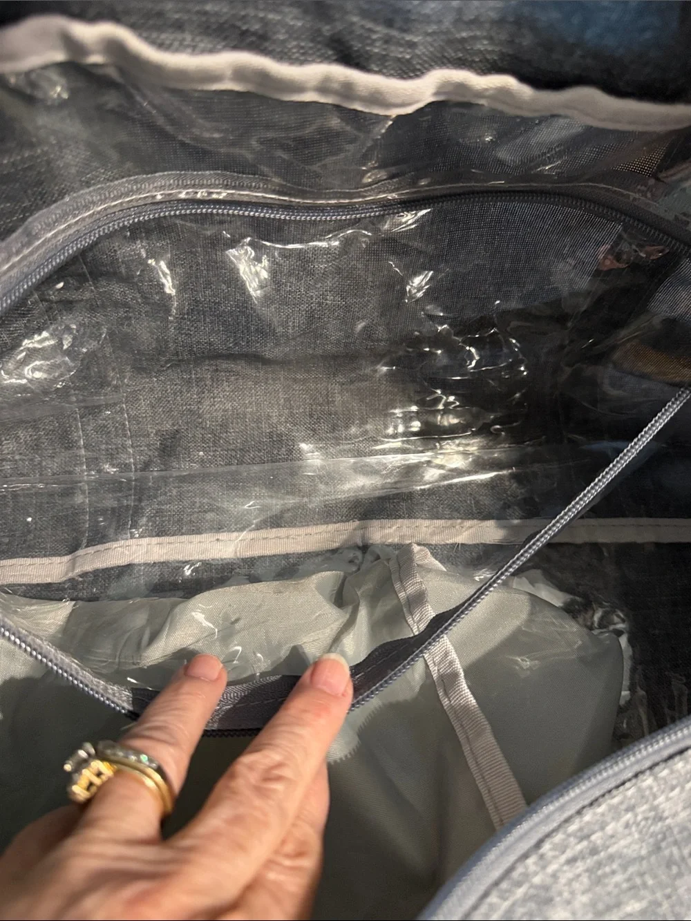 Men's Gray Duffel Bag - Weekend & Gym